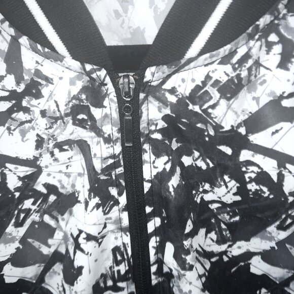 Madden NYC Women's Lightweight Bomber Jacket, size XL. - Picture 2 of 5